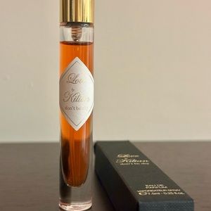 Kilian Love Don’t be Shy. Perfume 0.24 oz/ 7.5 mL Spray.💕💕💕
